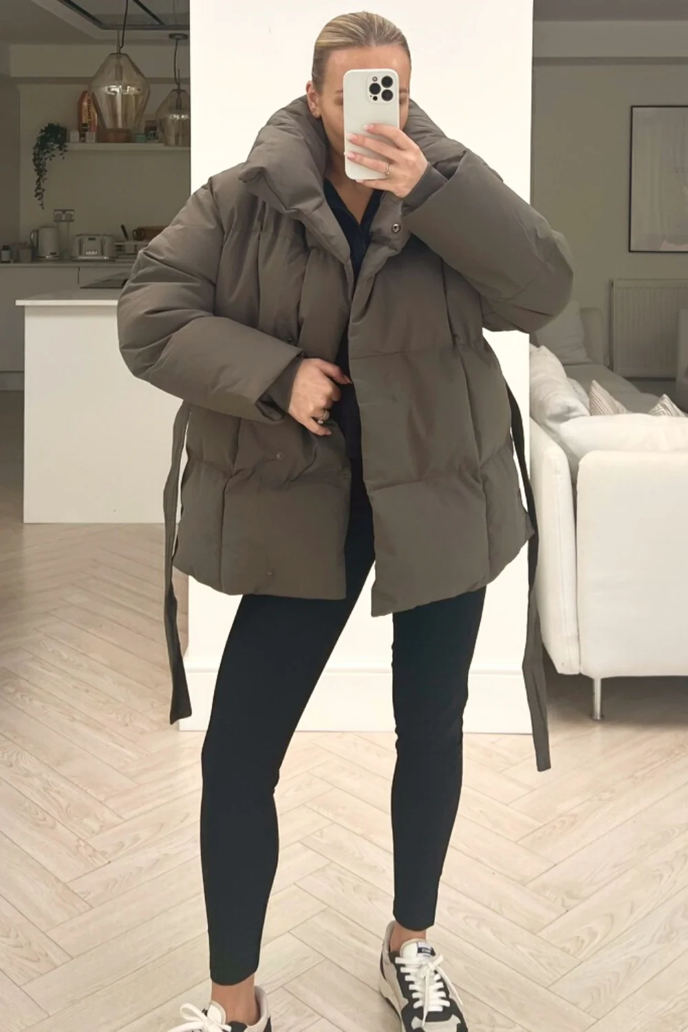 Alaska grey short padded duvet button up coat - Image 3