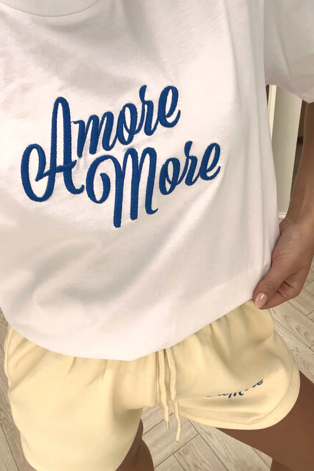 amore more blue & ecru embroidered short tee co-ord - Image 3