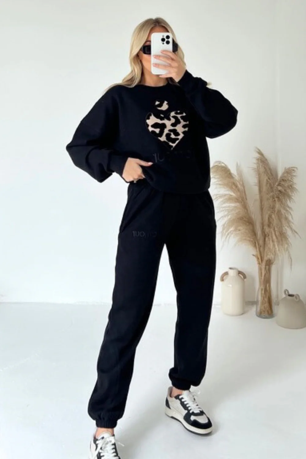 Amour black leopard heart embroidered sweater joggers premium loungewear - Image 2