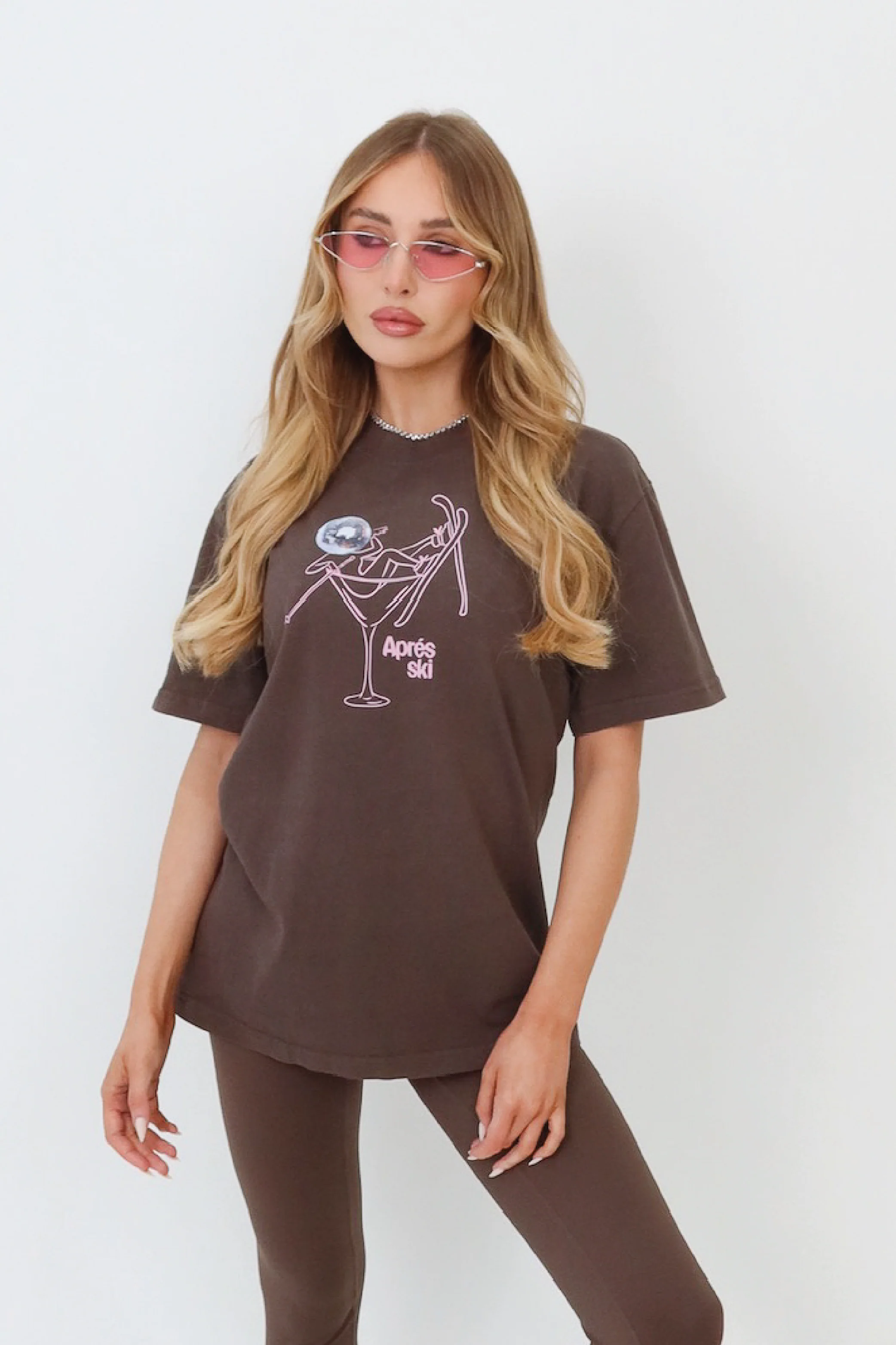 Apres Ski martini disco ball chocolate heavyweight t-shirt - Image 2