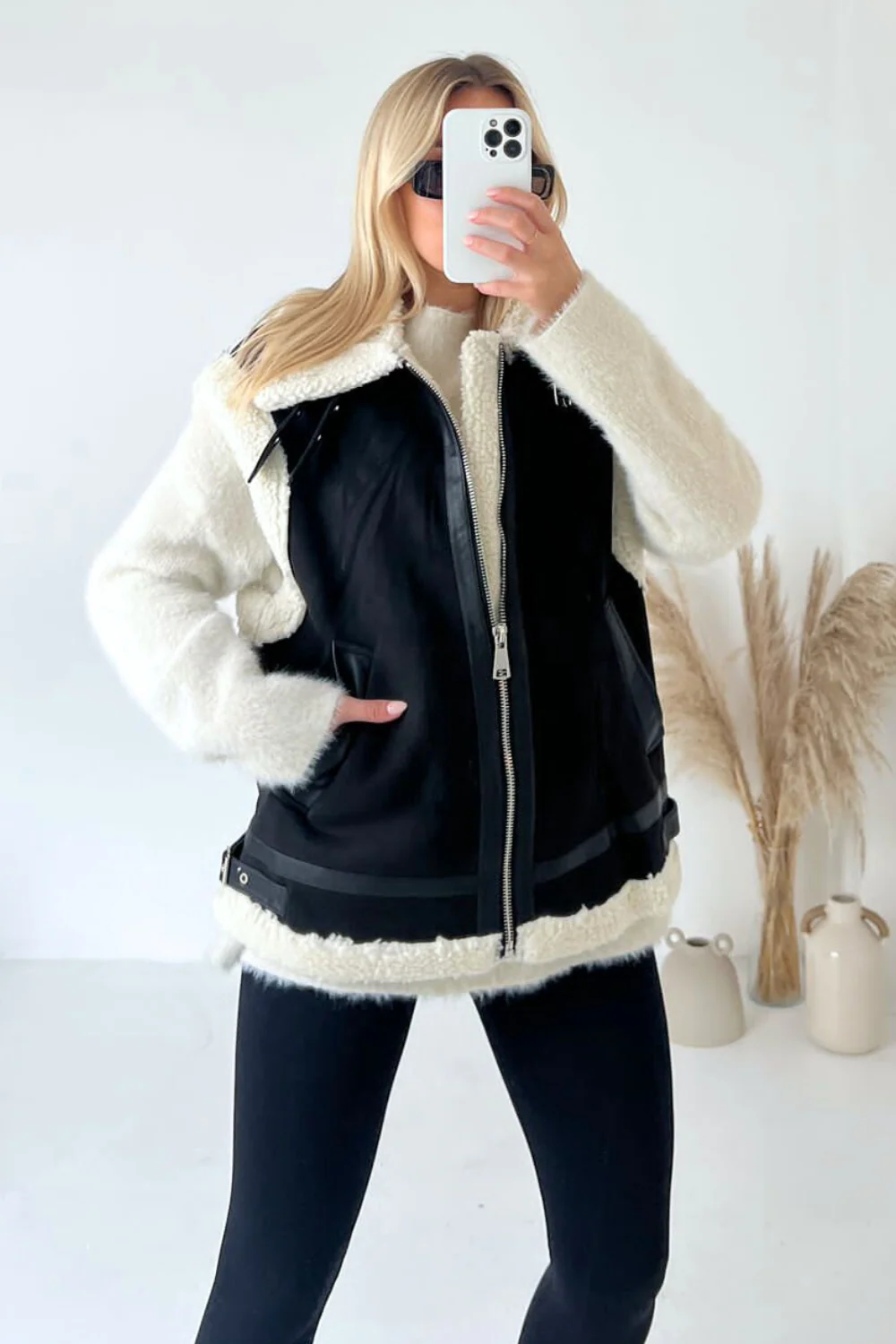 Ashley black aviator gilet - Image 3