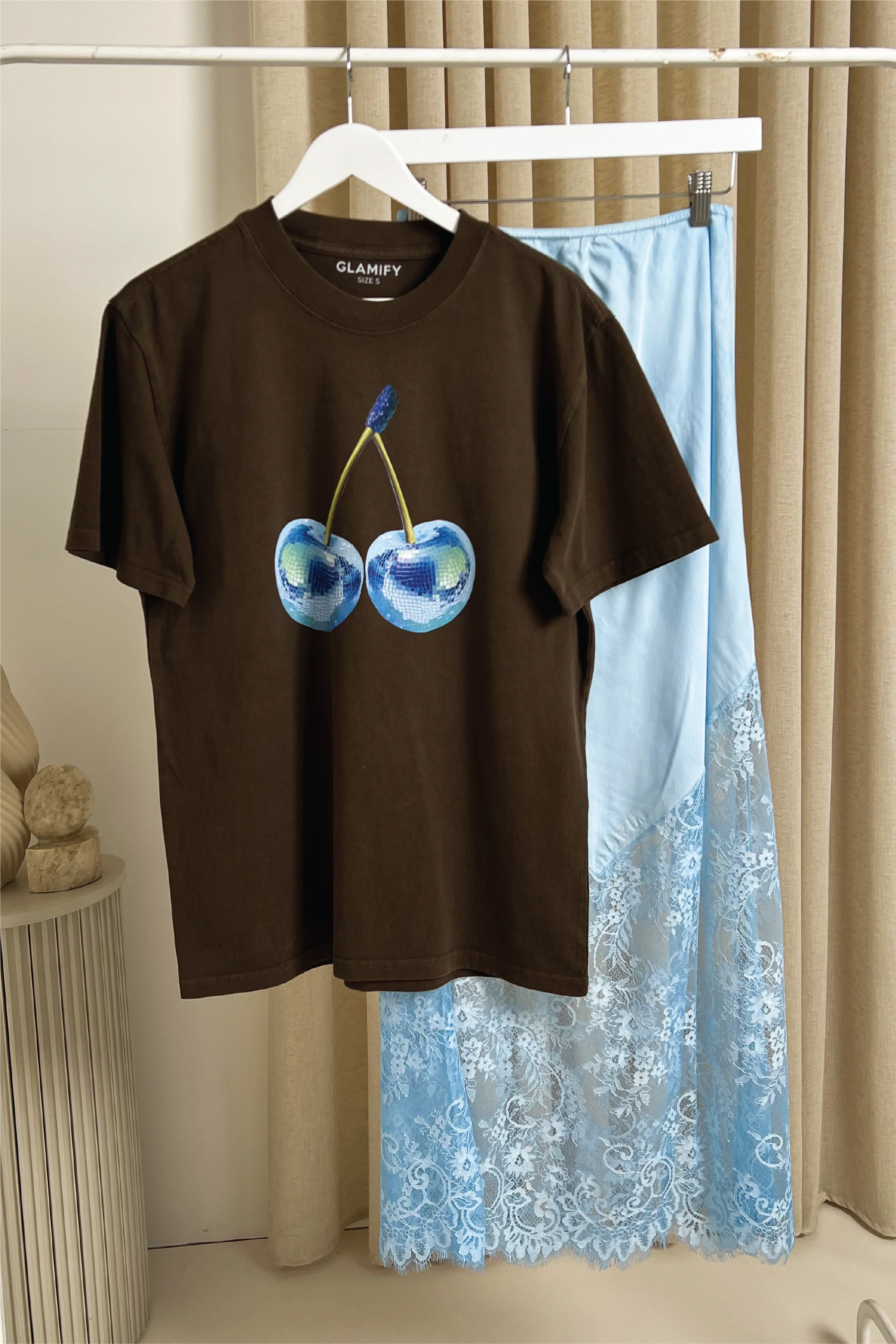 Blue Cherry mocha heavyweight printed t-shirt - Image 4