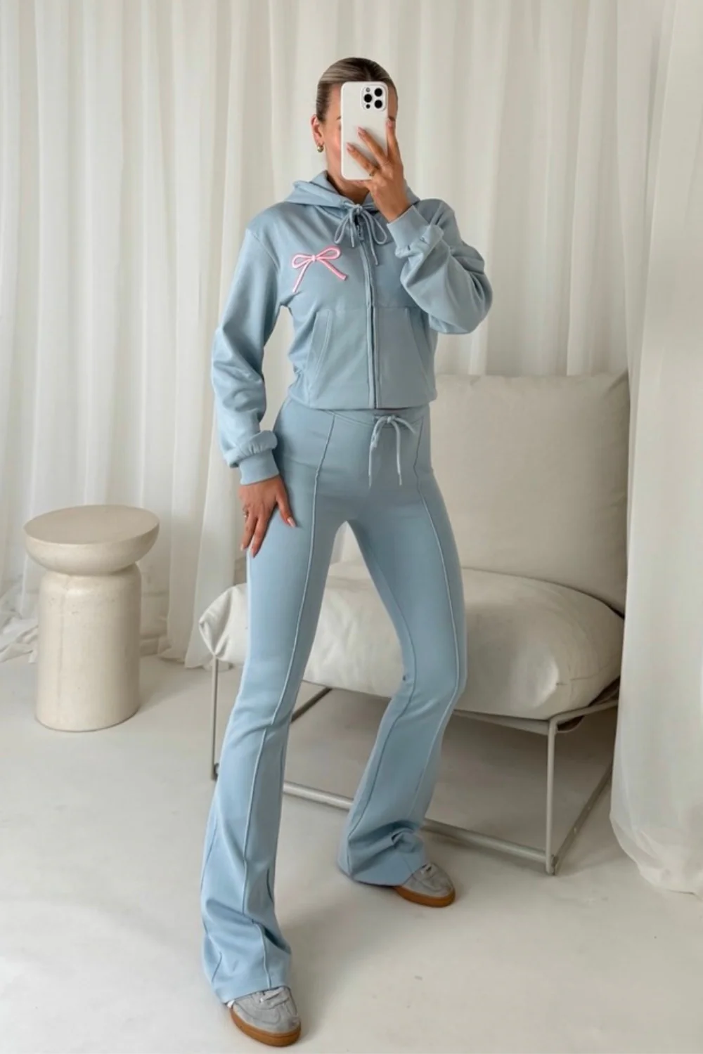 Bow embroidered blue cropped hoodie & flared leg jogger loungewear - Image 3