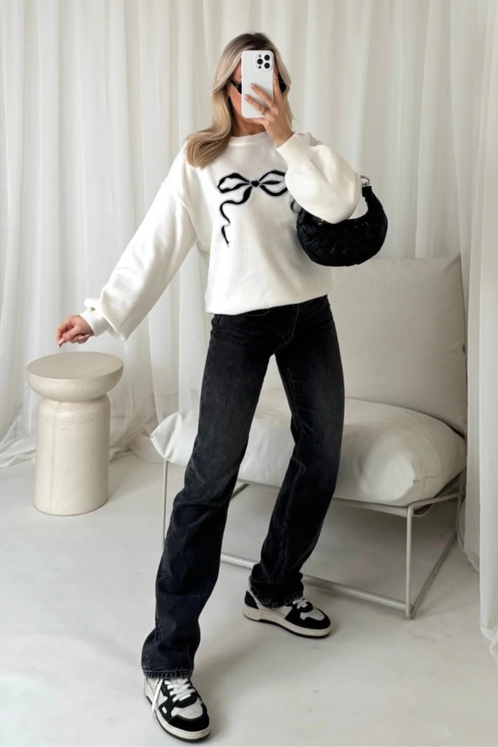 Bow embroidered cream knit sweater - Image 3