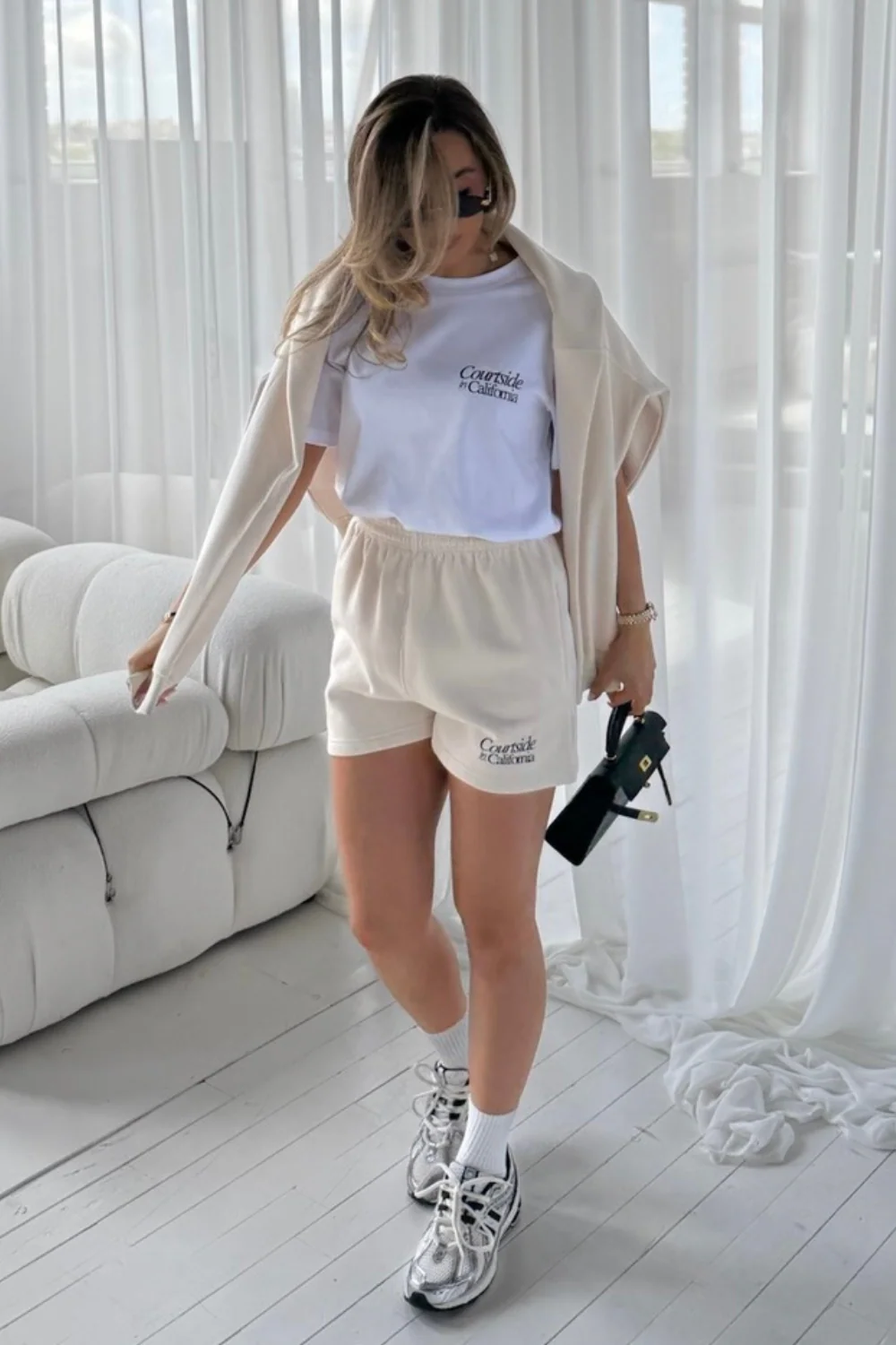 California printed ivory short - Image 2