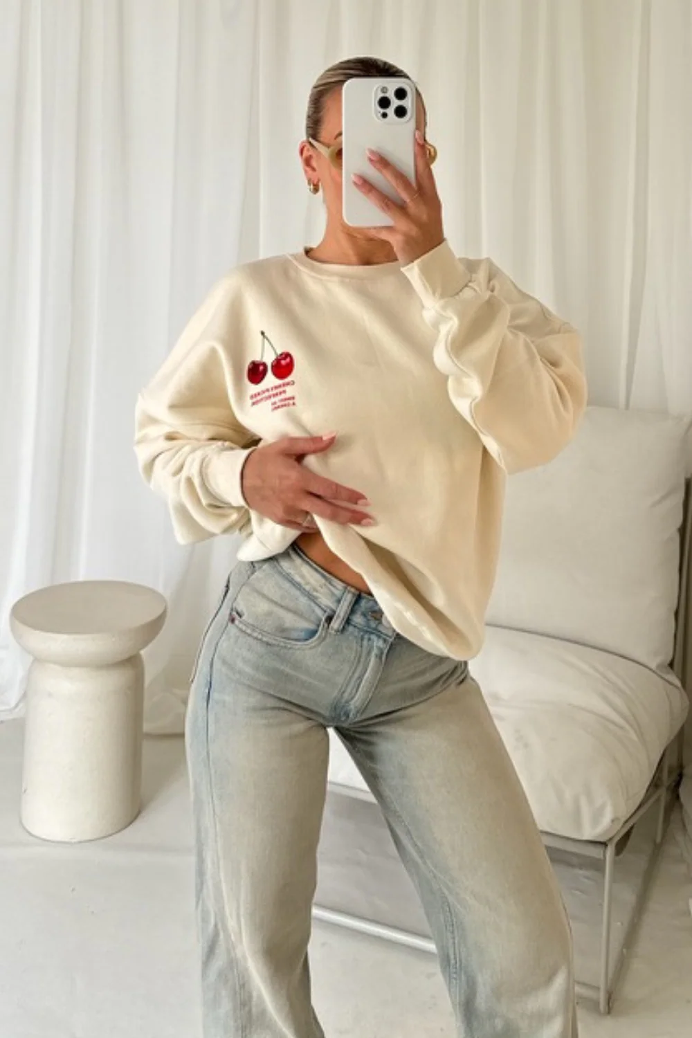 Cherry perfection ecru printed sweater - Image 2