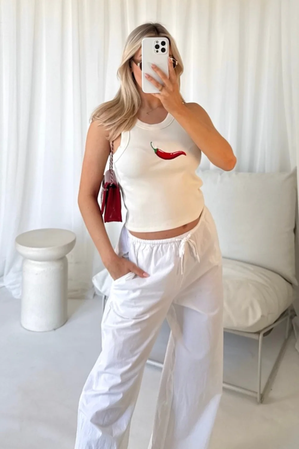 Chilli cream embroidered ribbed vest - Image 4