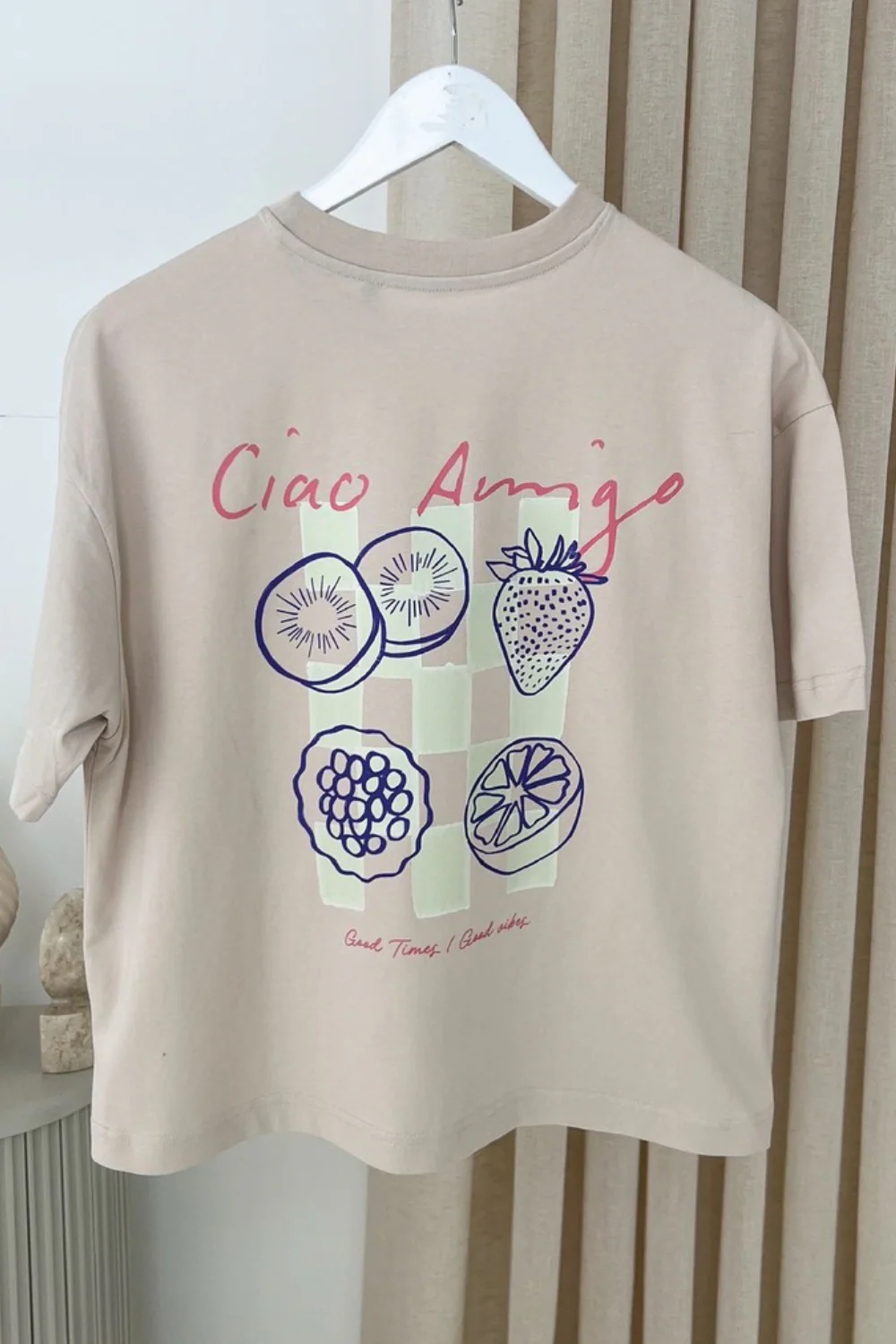Ciao amigo back print stone boxy t-shirt - Image 4