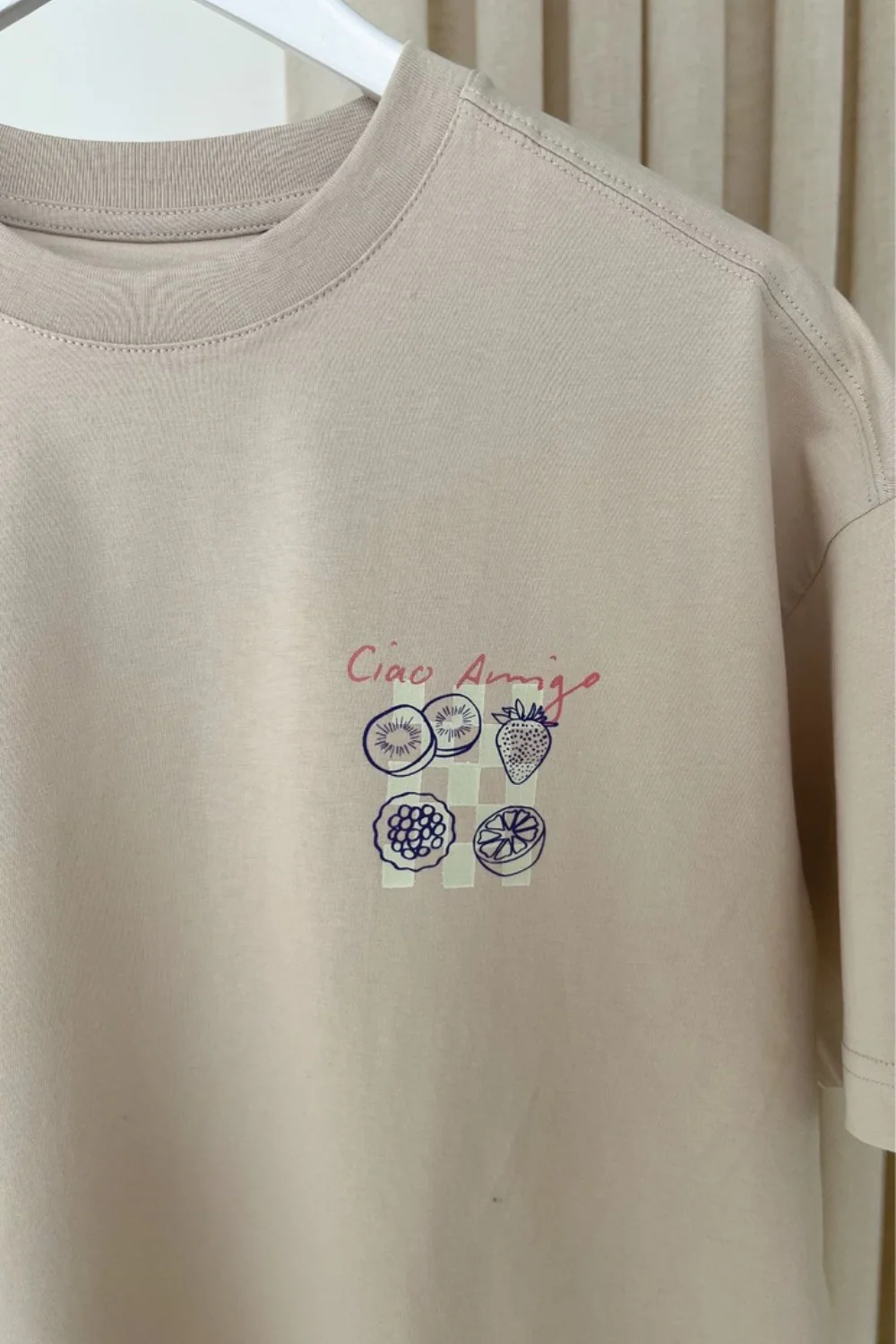 Ciao amigo back print stone boxy t-shirt - Image 5