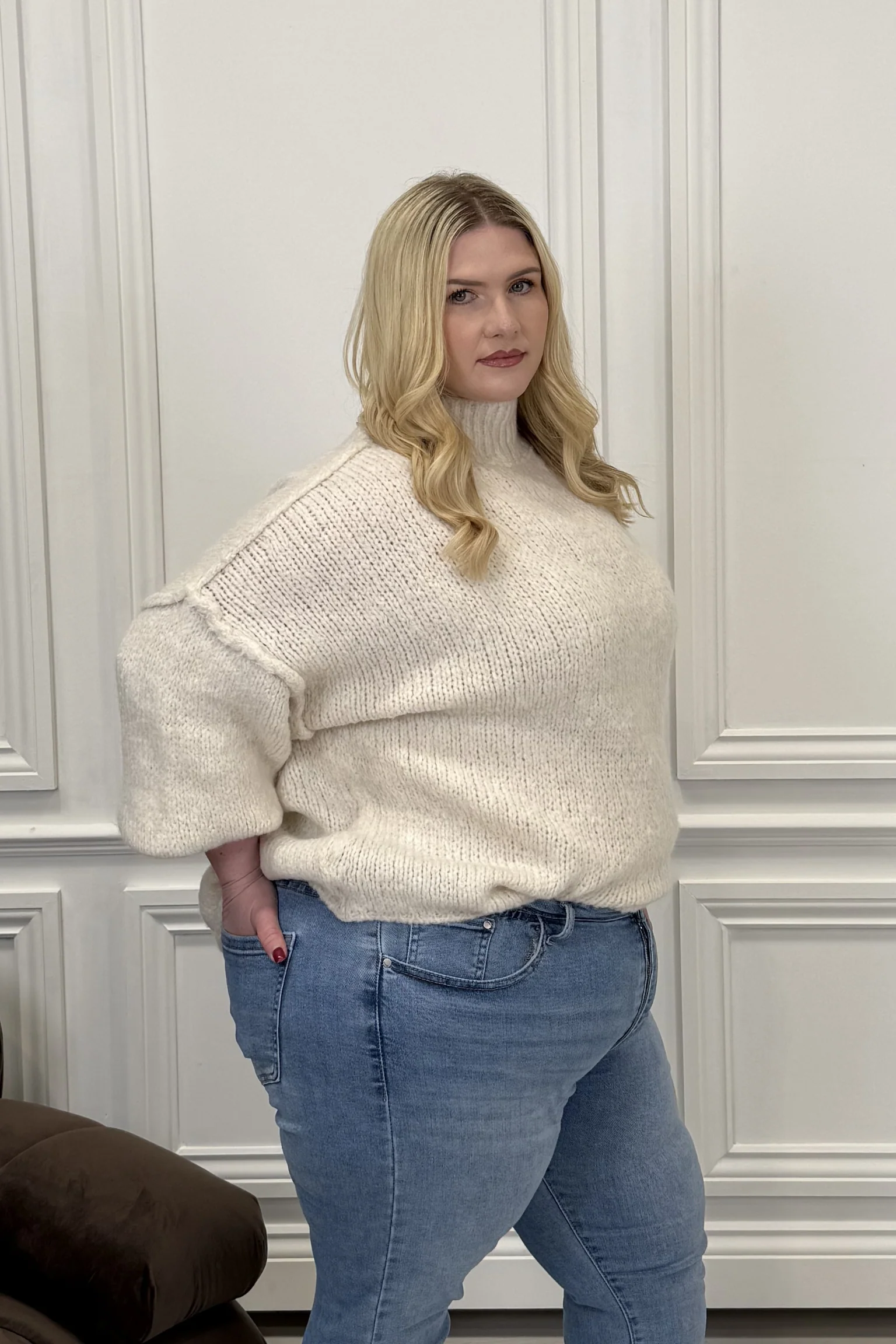 CURVE ADELAIDE CREAM OVERSIZED KNITTED JUMPER - Image 2