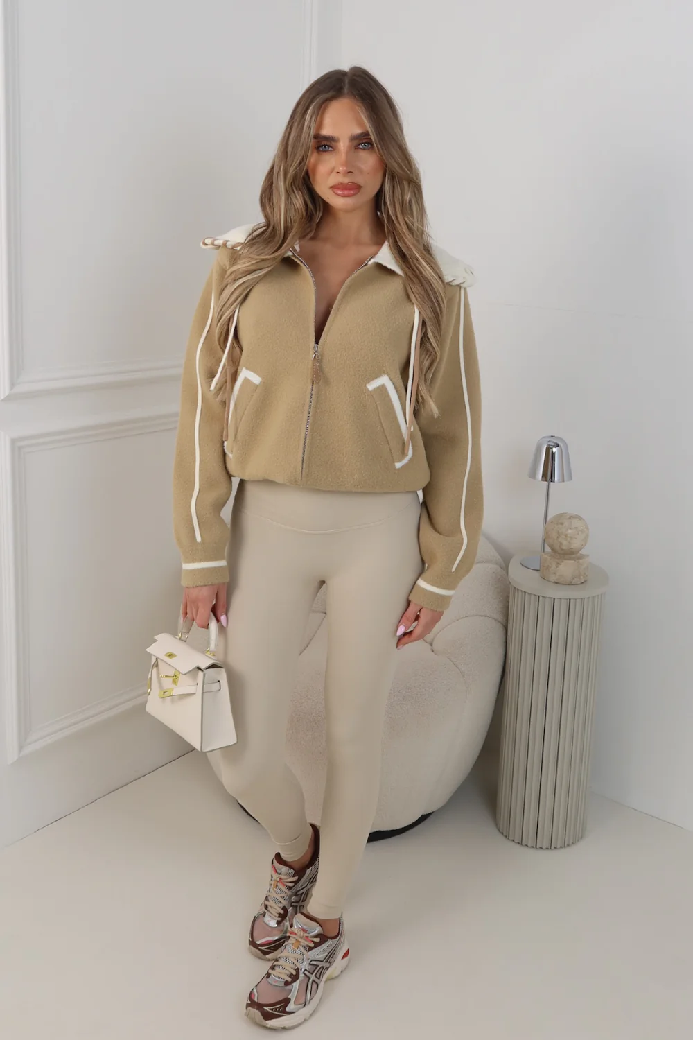 DAISEY CARAMEL KNITTED FULL ZIP OVERSIZED COLLAR JACKET - Image 2