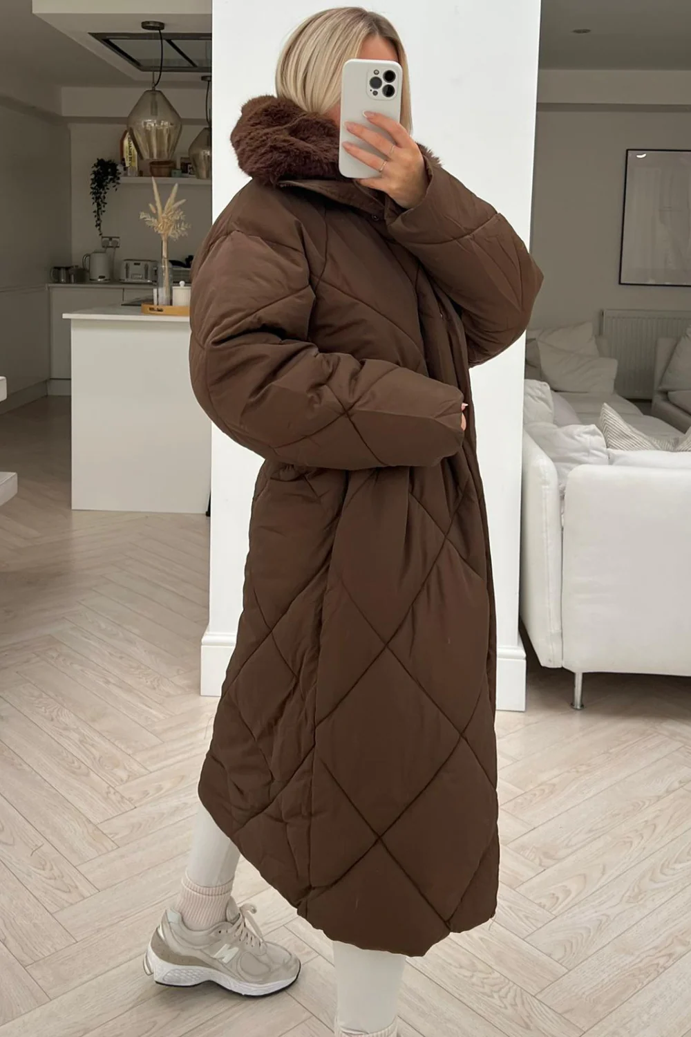Dallas chocolate faux fur neck padded duvet coat - Image 2