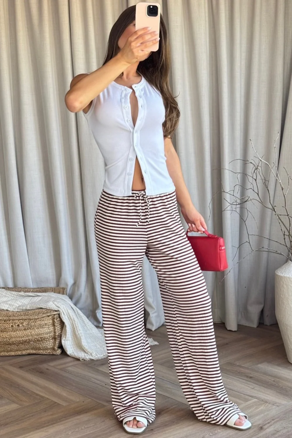 Dhalia white ribbed button up vest - Image 2