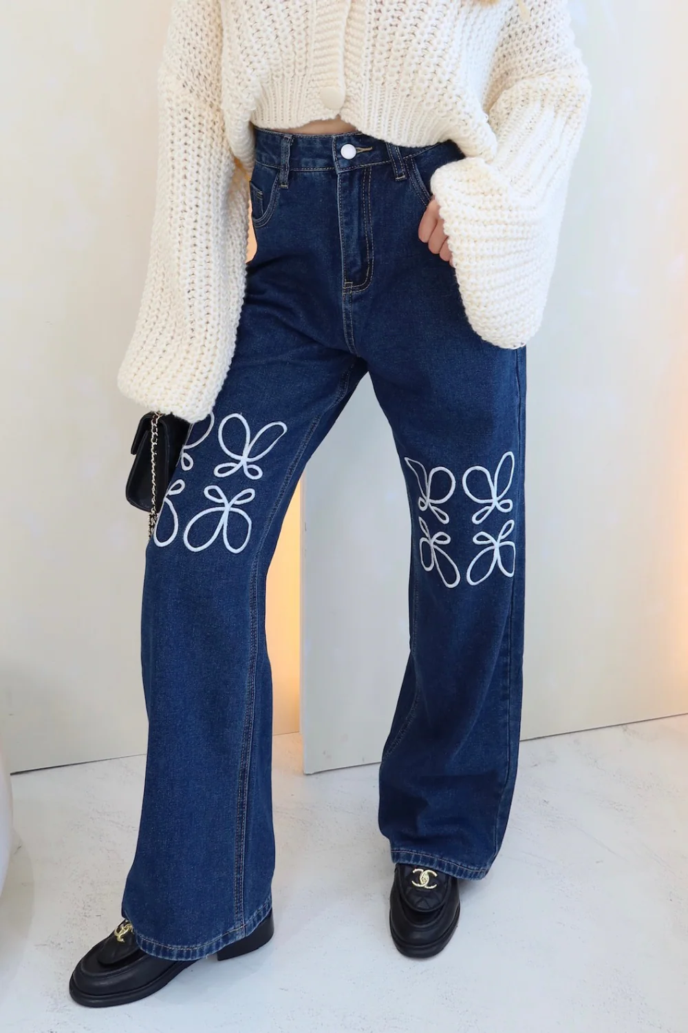 Eden blue denim embroided wide leg jeans - Image 3