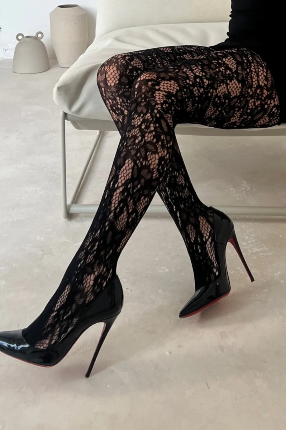 Ellie black sheer lace tights - Image 2