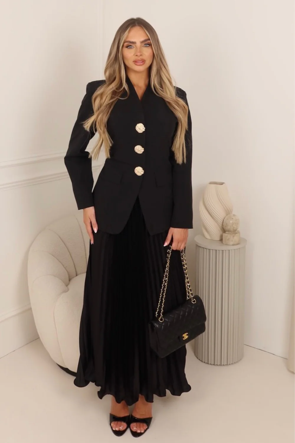 Emma black pleated midi skirt - Image 3