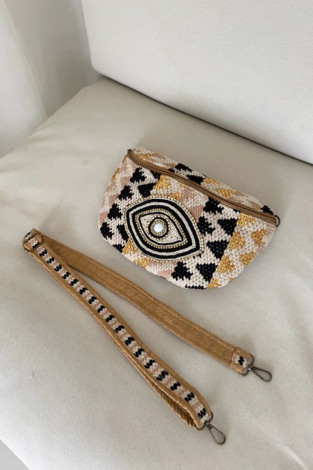 Evil eye black beaded crossbody bag - Image 3