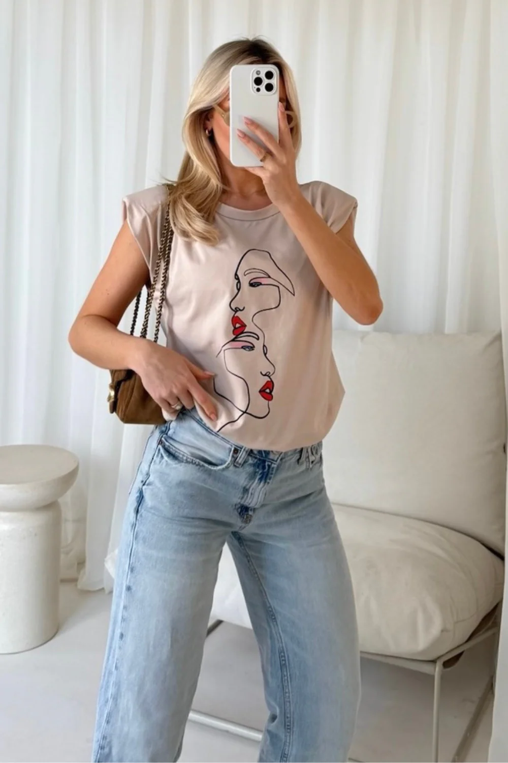 Figure graphic stone printed shoulder pad t-shirt - Image 3