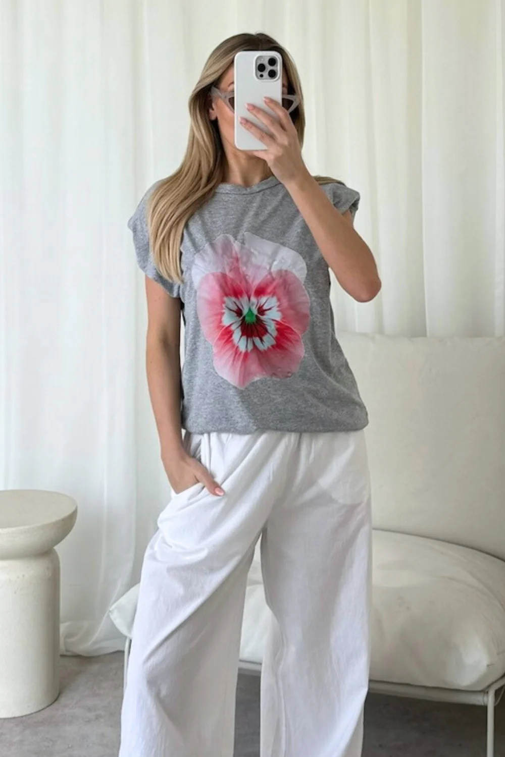 Flower printed grey shoulder pad t-shirt - Image 2