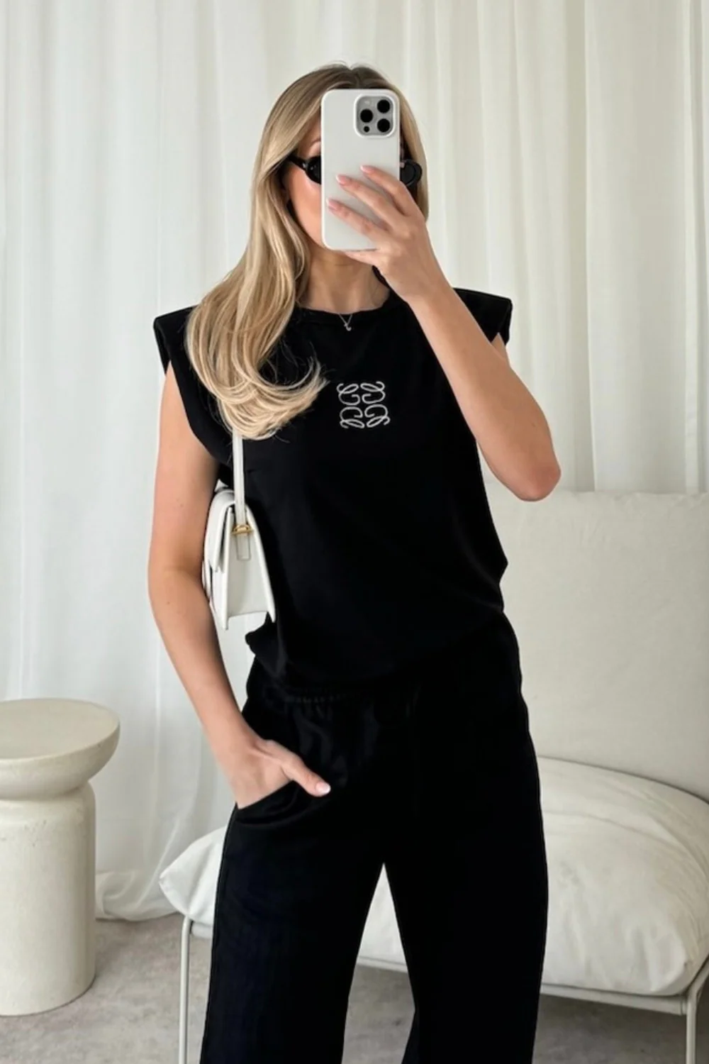 Gege black embroidered shoulder pad t-shirt - Image 2