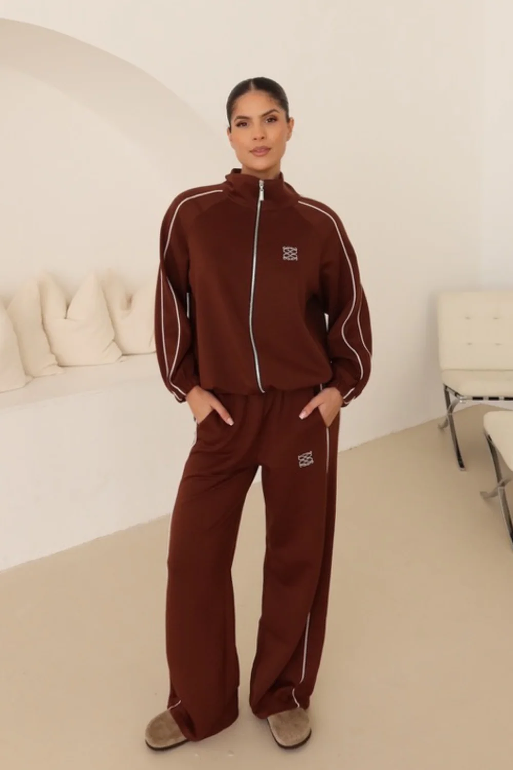 GeGe chocolate contrast piping detail zip jacket & trouser loungewear - Image 3