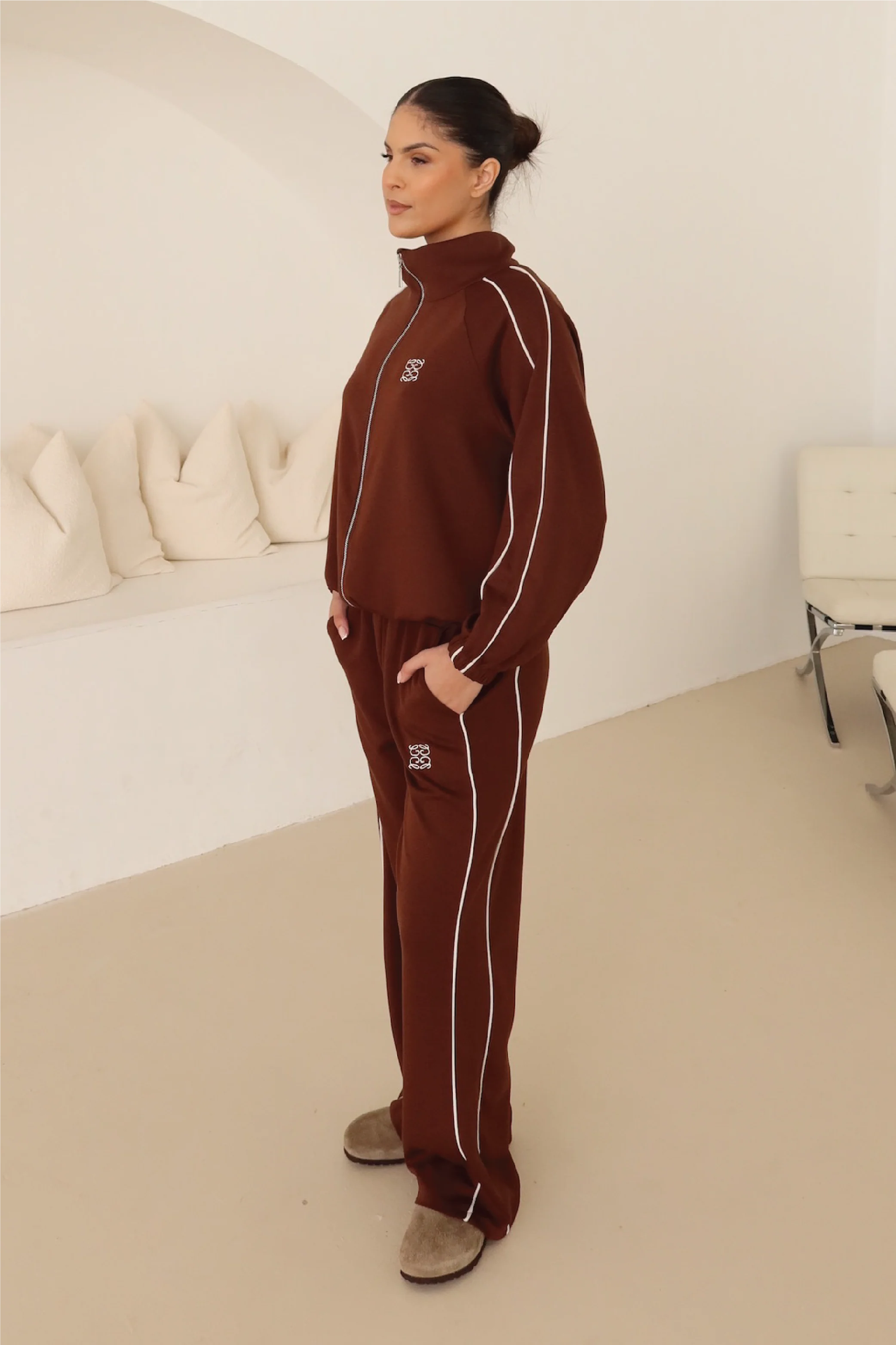 GeGe chocolate contrast piping detail zip jacket & trouser loungewear - Image 6