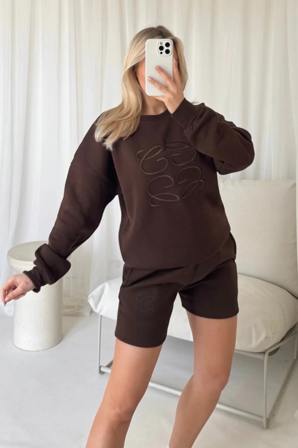 Gege chocolate embroidered sweater shorts loungewear - Image 3