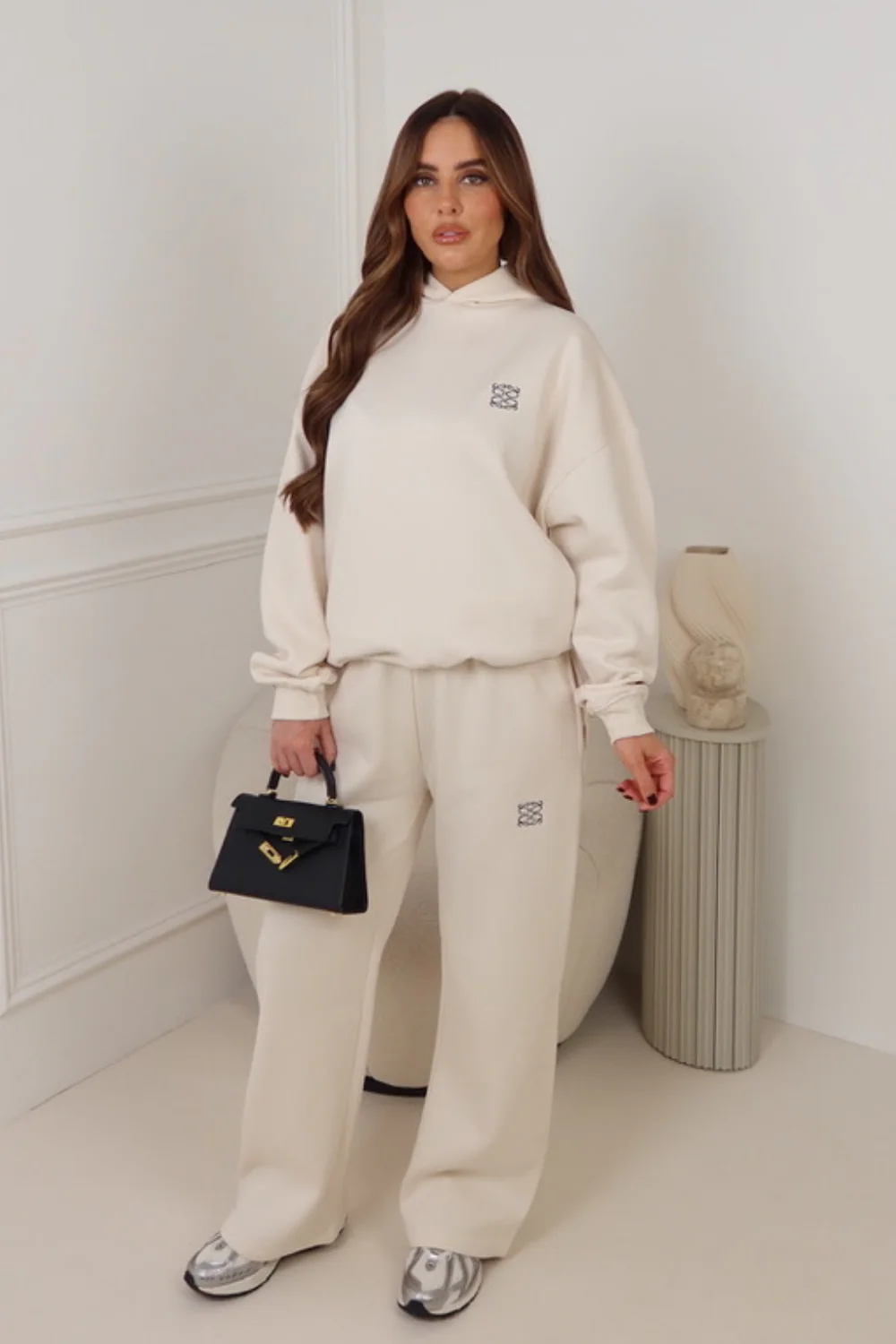GEGE EMBROIDERED IVORY PREMIUM ESSENTIAL RELAXED HOODIE - Image 3