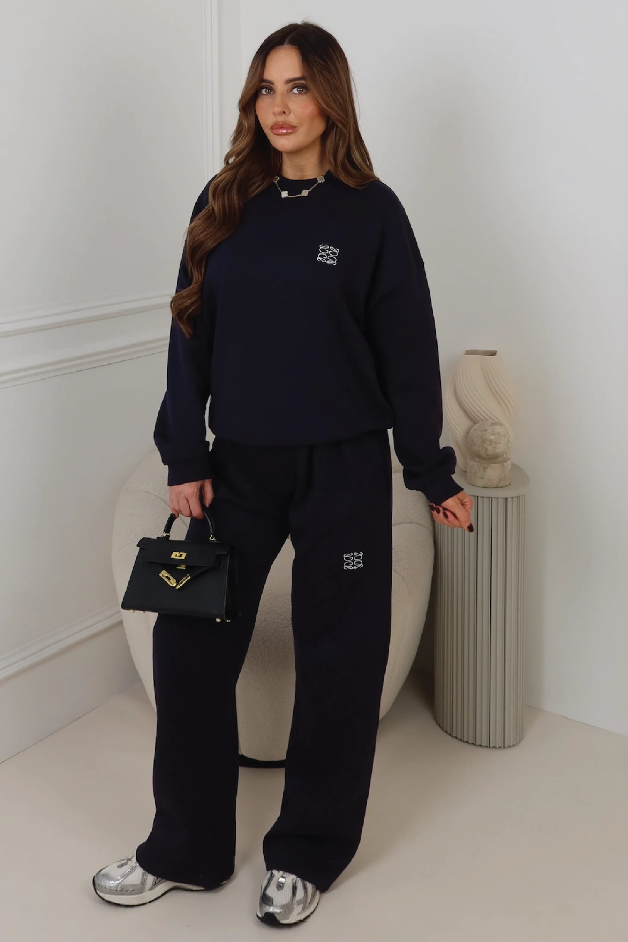 GEGE EMBROIDERED NAVY PREMIUM ESSENTIAL STRAIGHT LEG JOGGER - Image 2