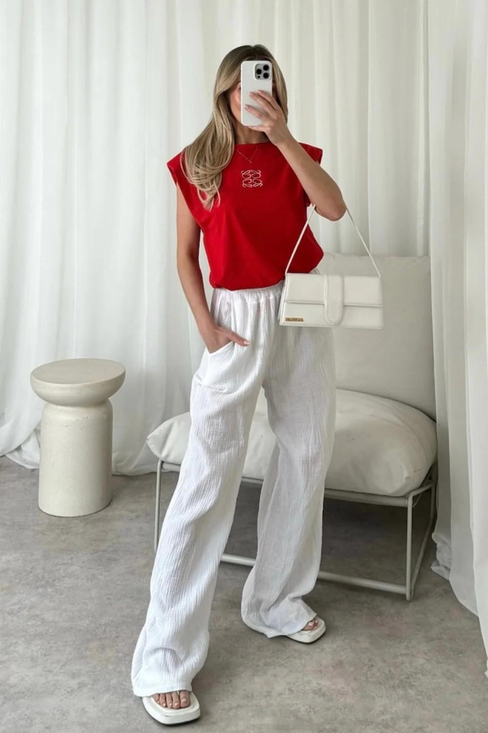 Gege red embroidered shoulder pad t-shirt - Image 2