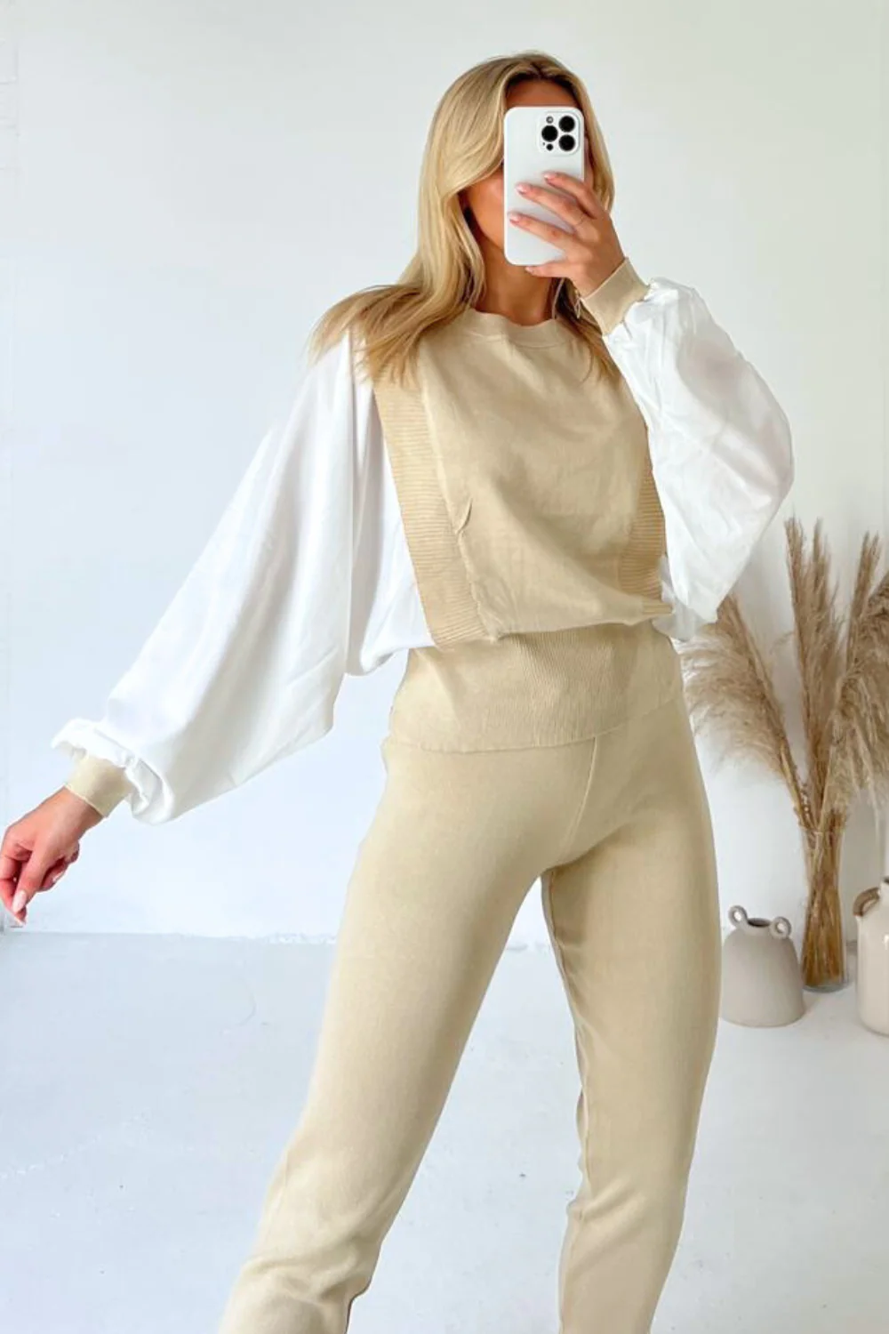 Georgia beige poplin sleeve knitted loungewear - Image 2