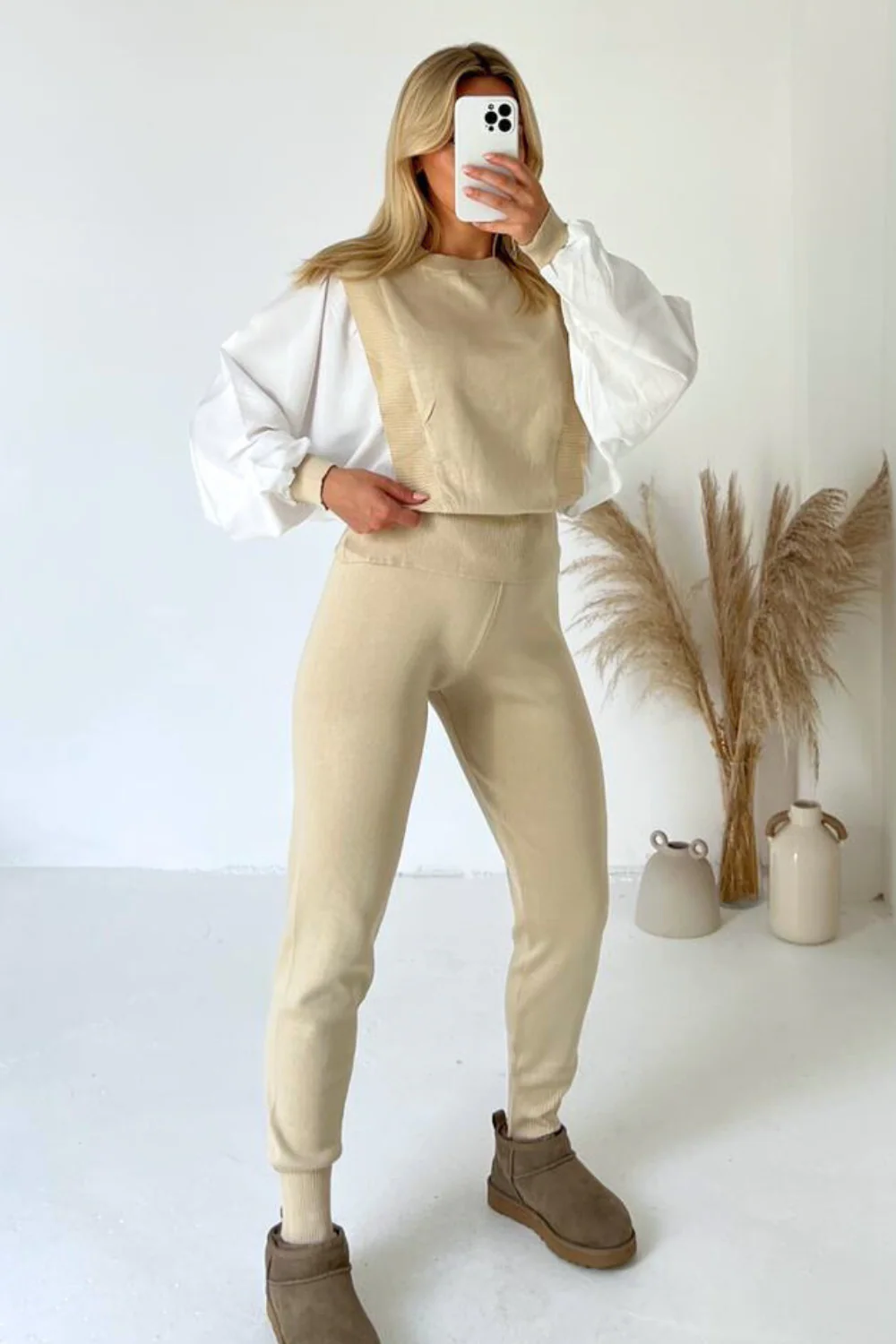 Georgia beige poplin sleeve knitted loungewear - Image 3