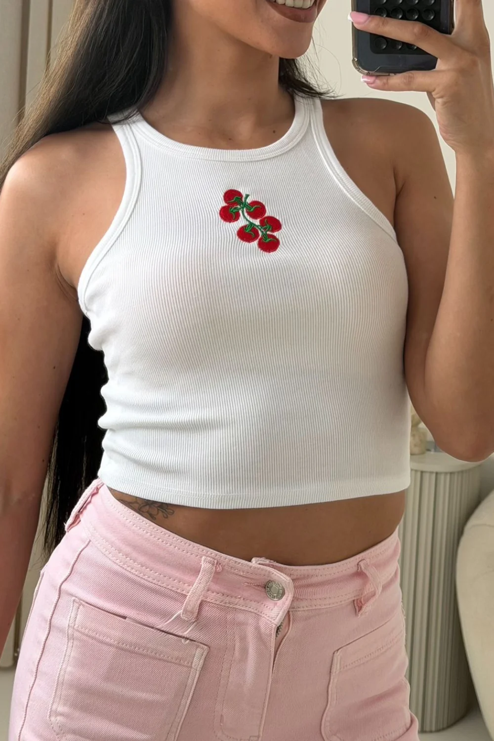 GEORGIA TOMATO WHITE EMBROIDERED VEST