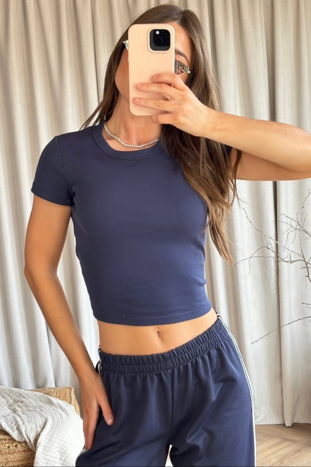 Glamify basics navy baby tee - Image 2