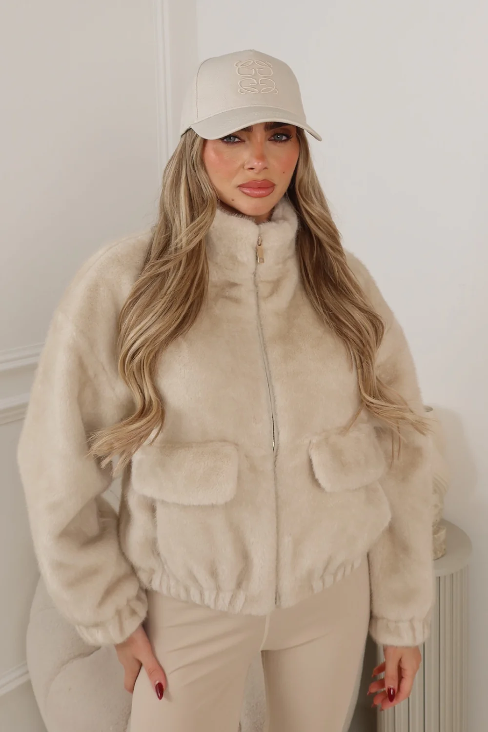 GLAMIFY CREAM EMBROIDERED CAP