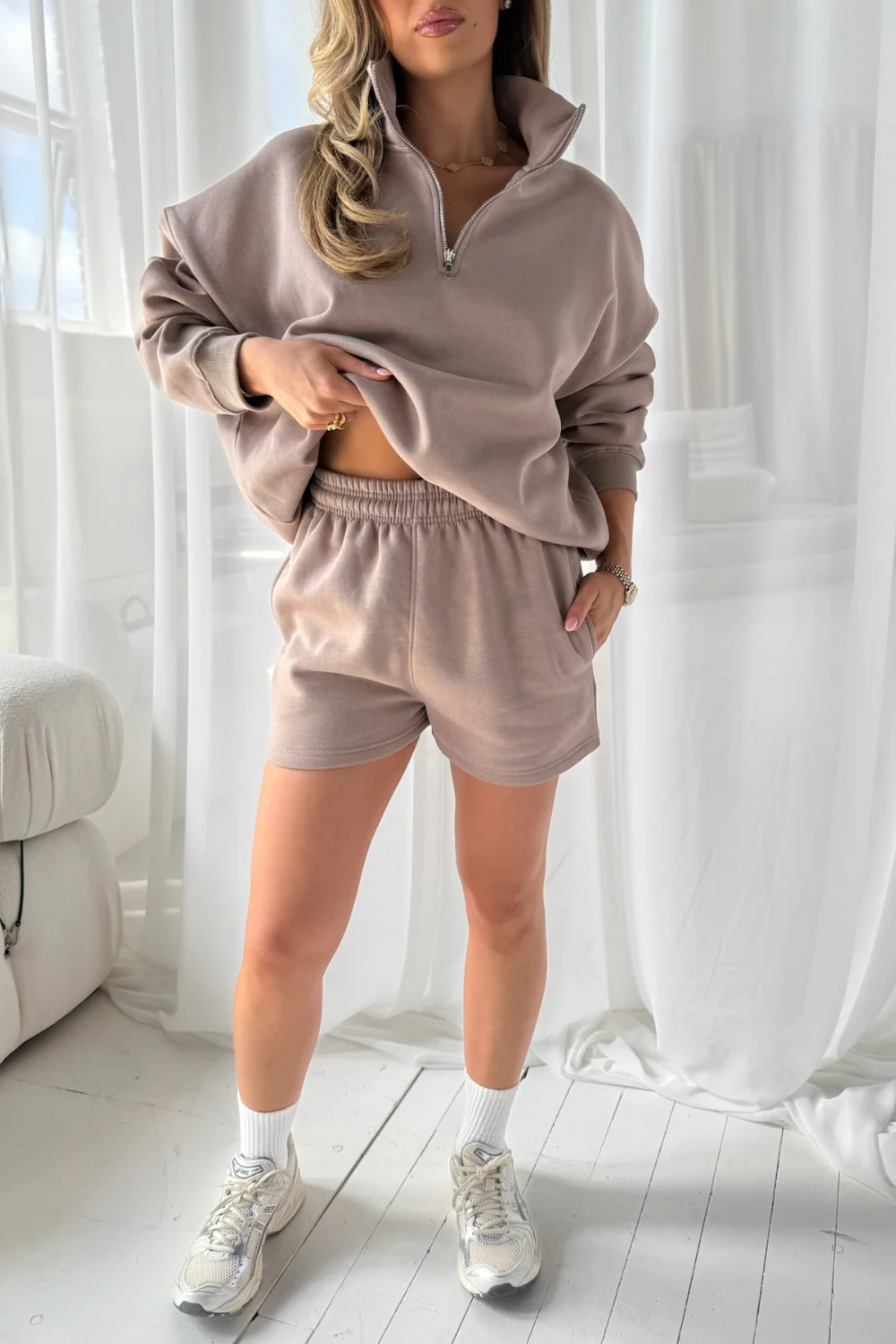 Glamify everyday essential mocha short - Image 3