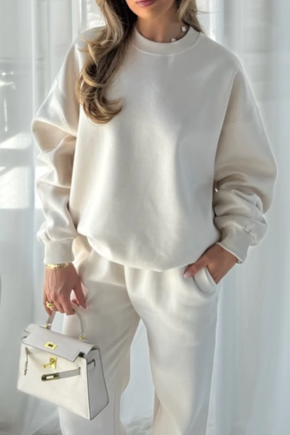 GLAMIFY EVERYDAY ESSENTIAL ivory relaxed sweatshirt - Image 5