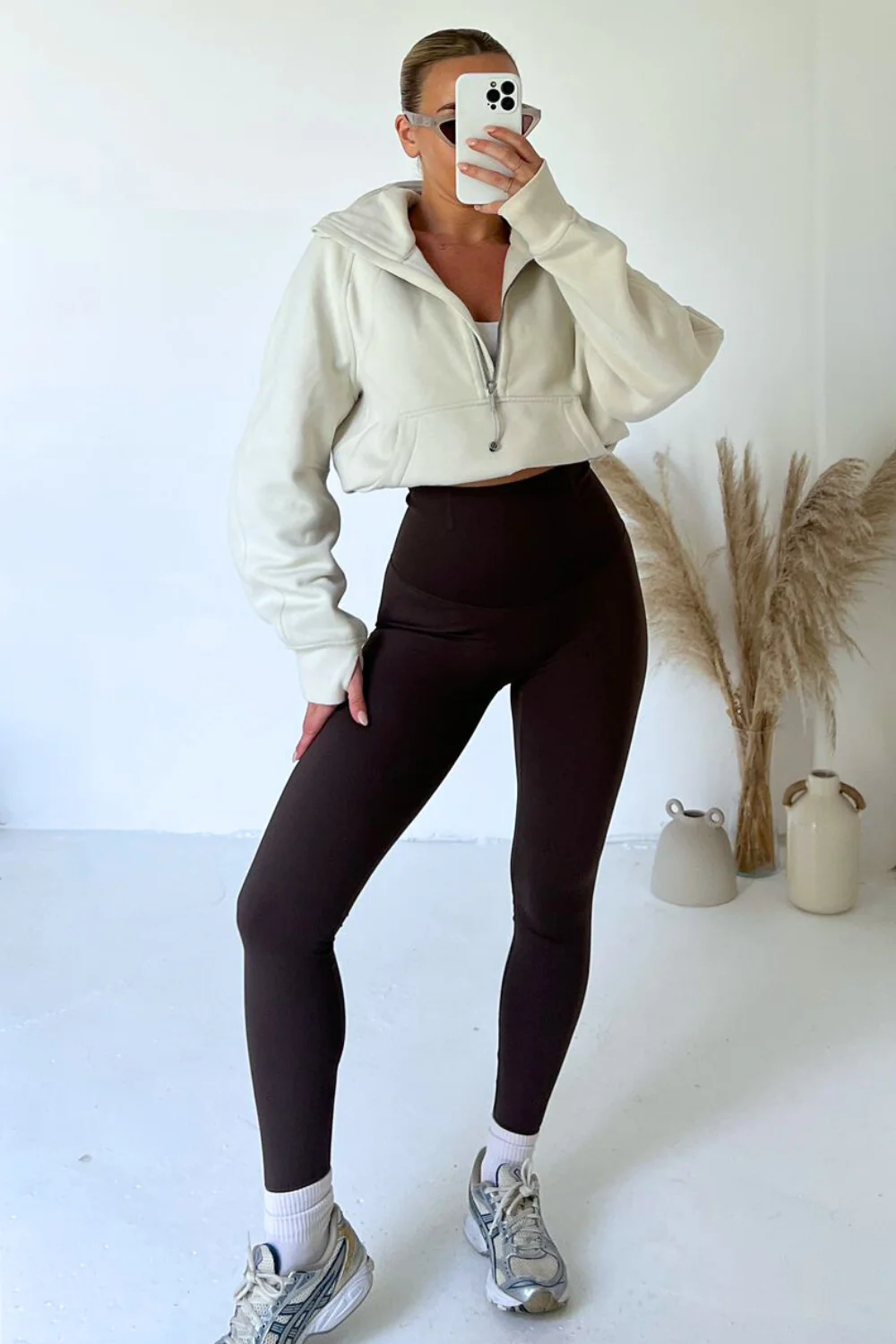 Grace chocolate seamless leggings - Image 3