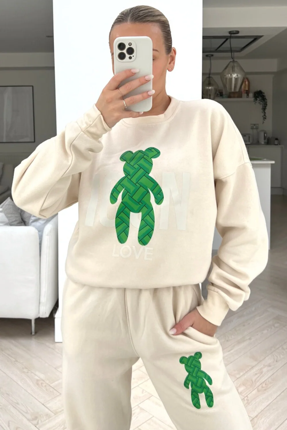 icon teddy ecru printed sweater loungewear set - Image 2