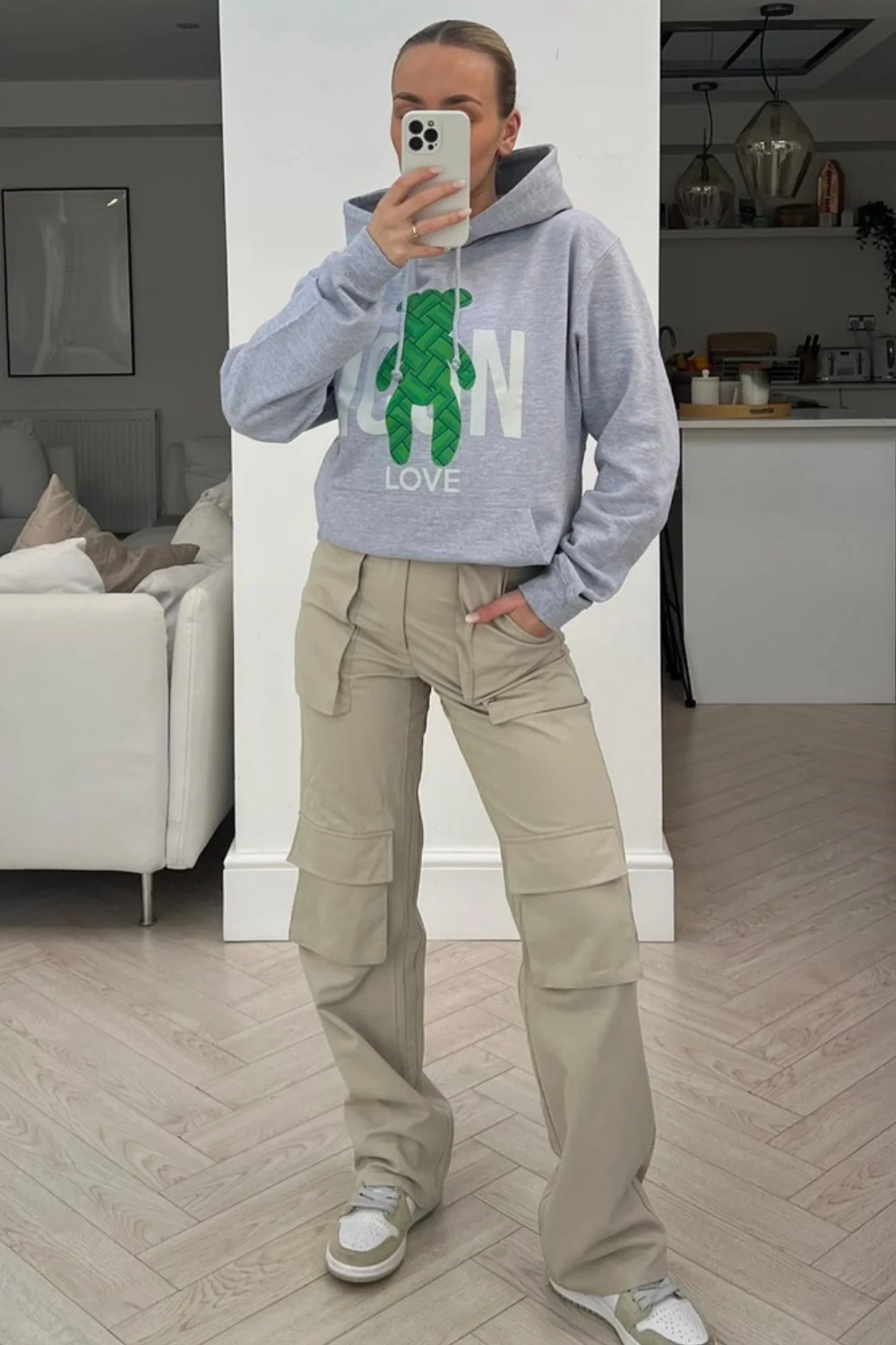 icon teddy grey & green printed draw string hoodie - Image 2