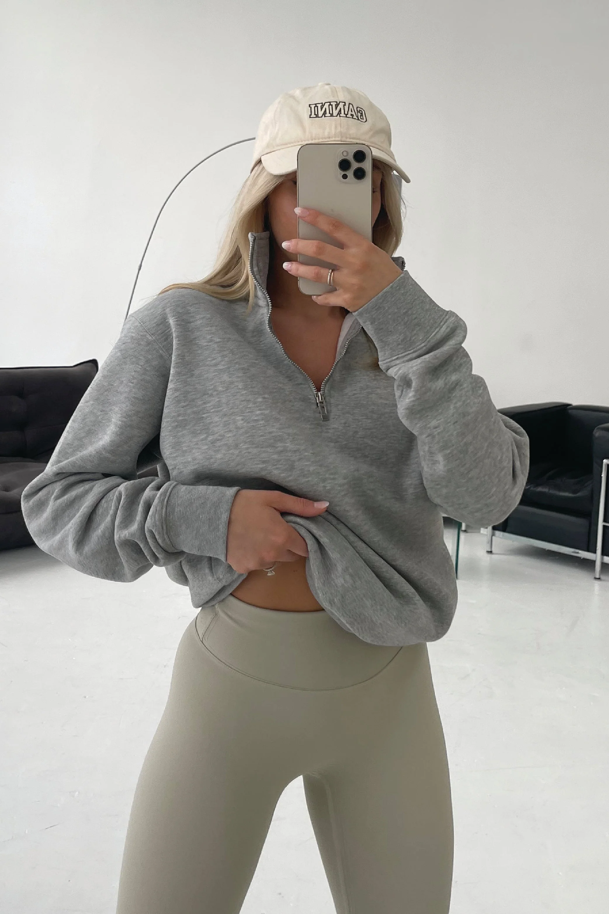 Glamify basics melange grey 3/4 zip sweatshirt - Image 3