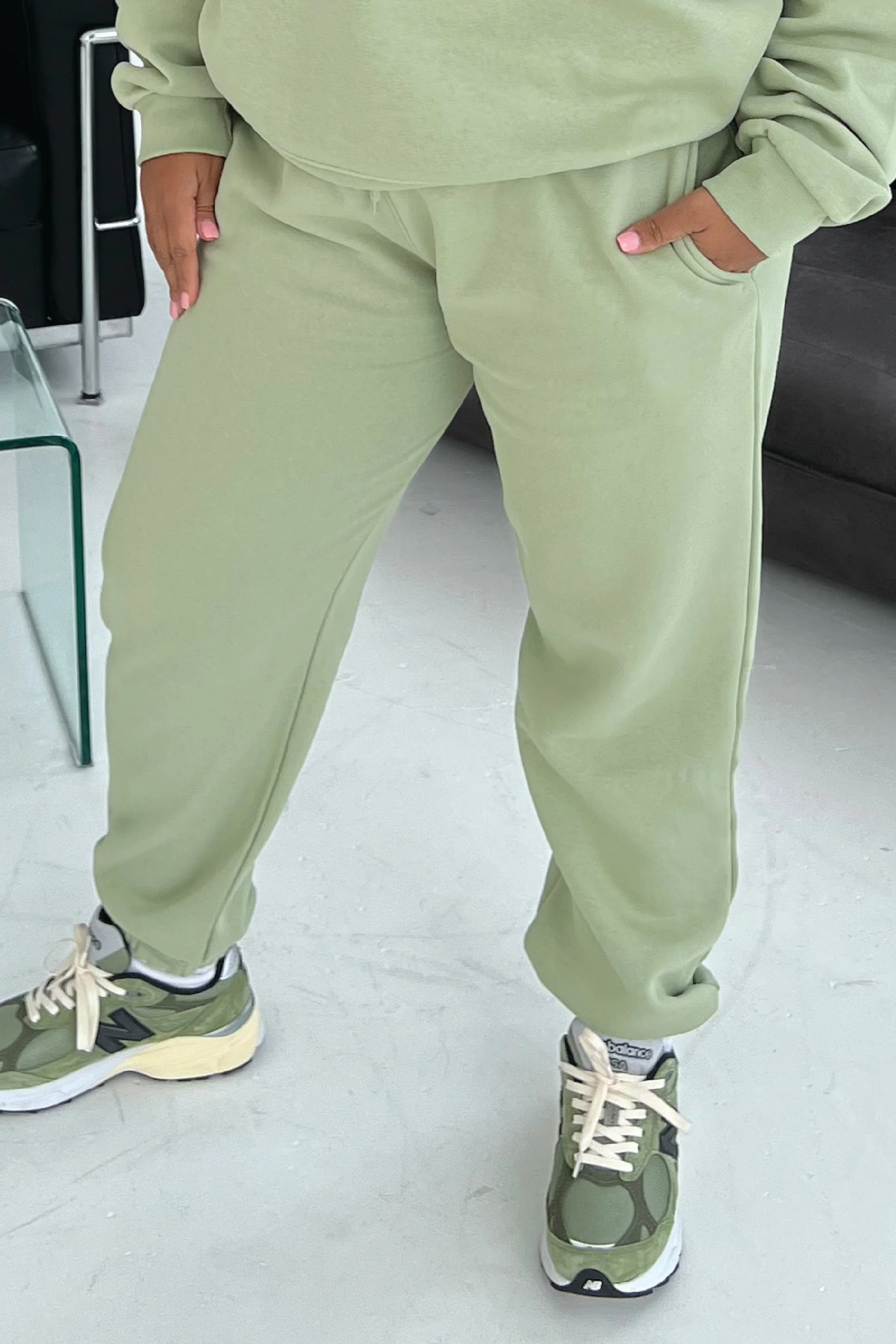 Glamify basics relaxed sage jogger - Image 2