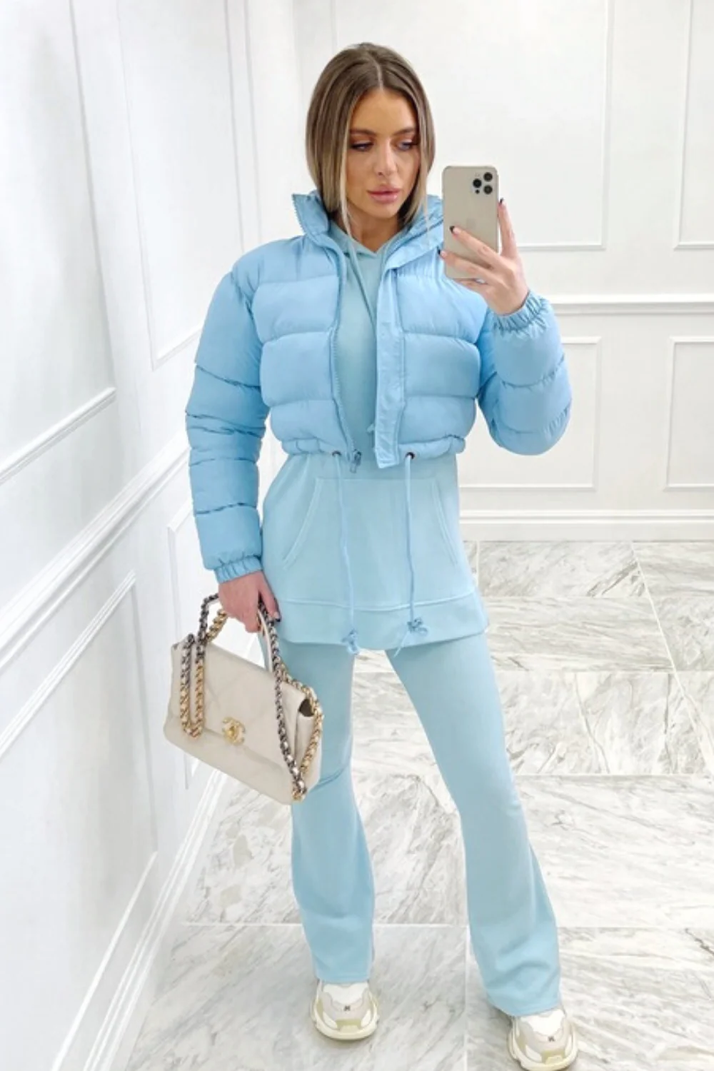 Karmin baby blue crop puffer coat - Image 3