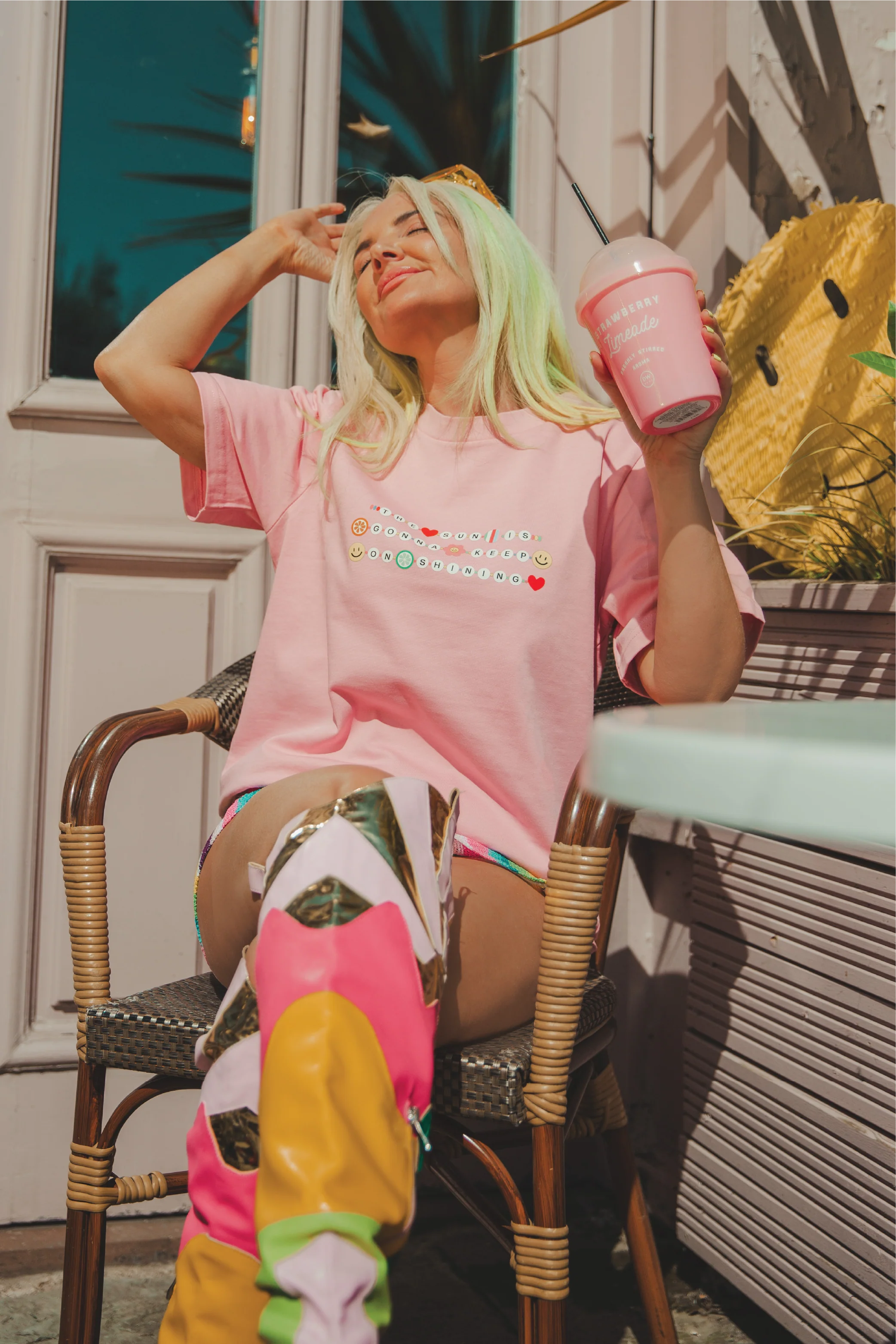Keep on smiling pink heavyweight back print printed t-shirt - Image 3