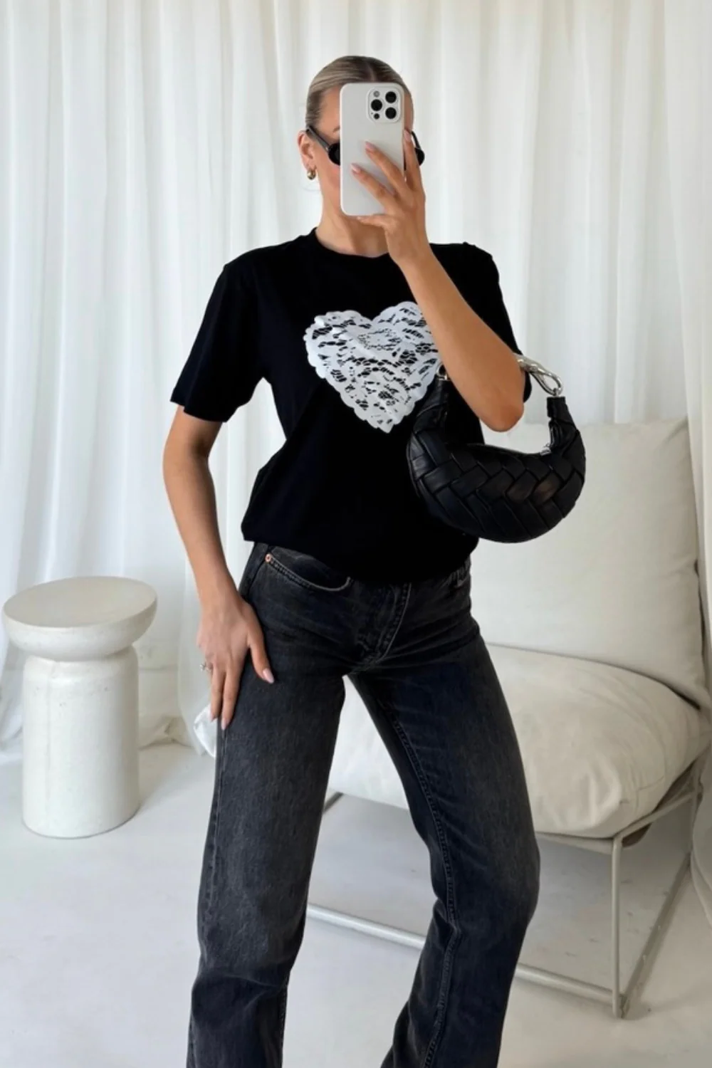 Lace heart black printed t-shirt - Image 3