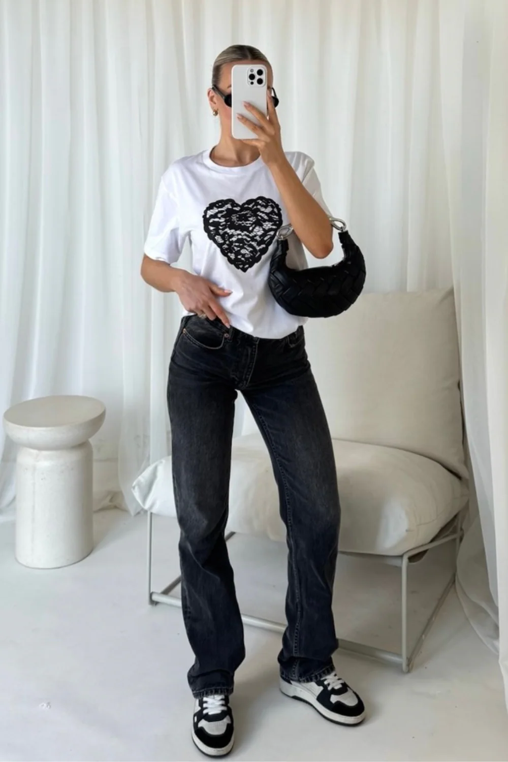 Lace heart white printed t-shirt - Image 3