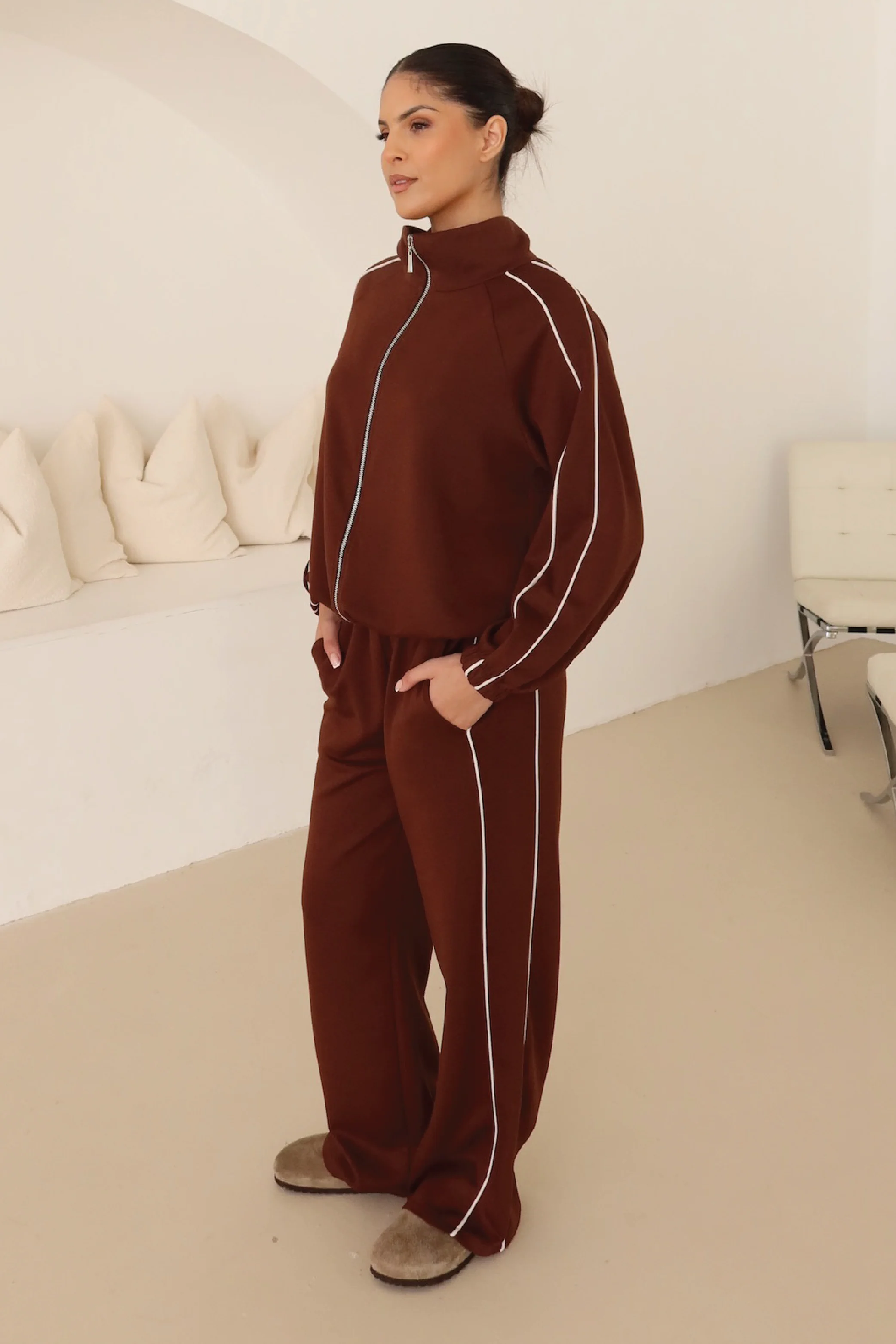Lauren chocolate contrast piping zip jacket & trouser loungewear - Image 4