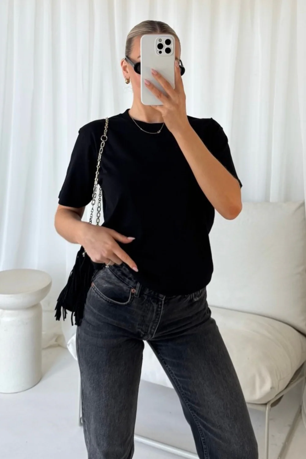 Lily everyday essential black tee - Image 2