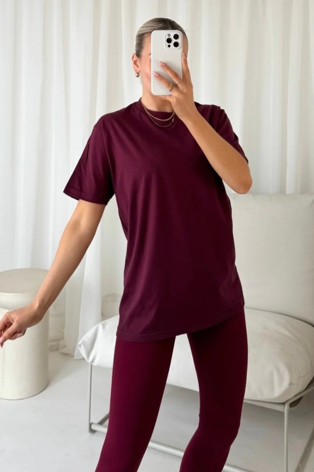 Lily everyday essential burgundy tee - Image 3