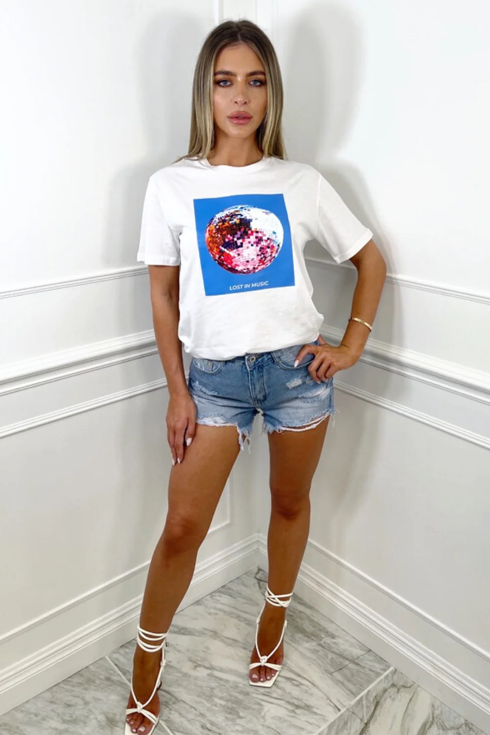 Lost in music printed white tee - Image 2